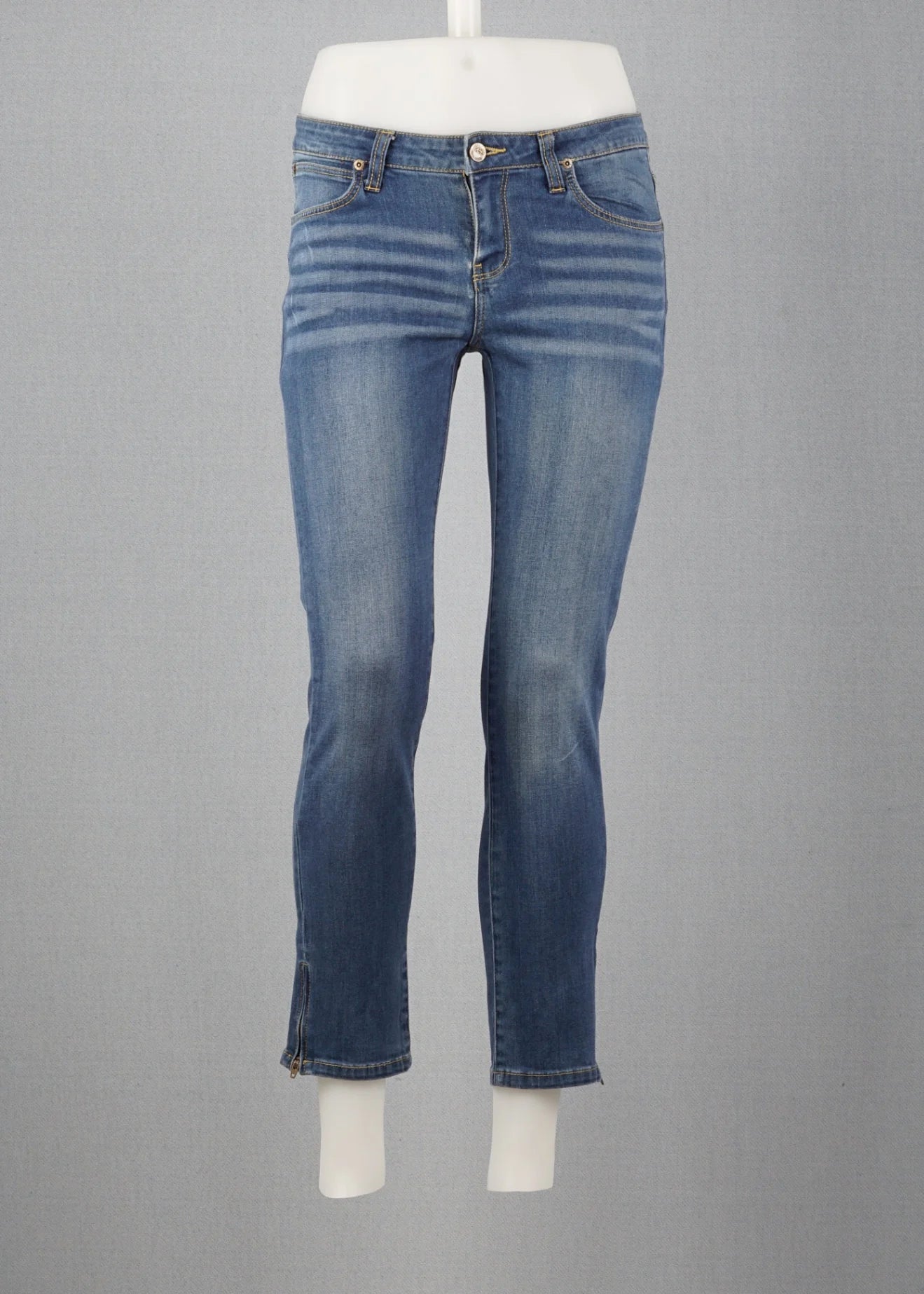Vintage Skinny Lee Blue size 28 / 26