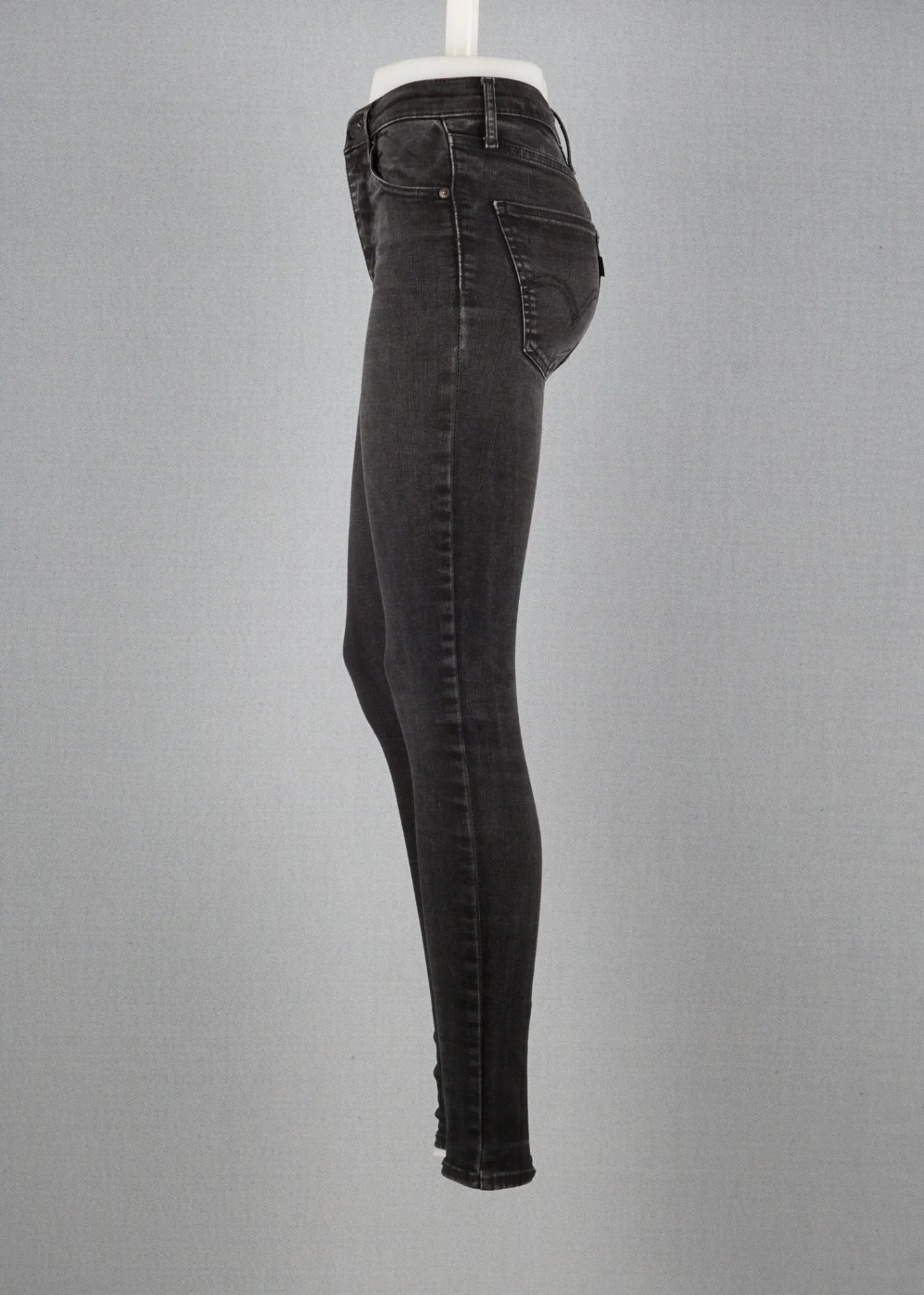 Vintage Skinny Levi's Black size 21 / 28