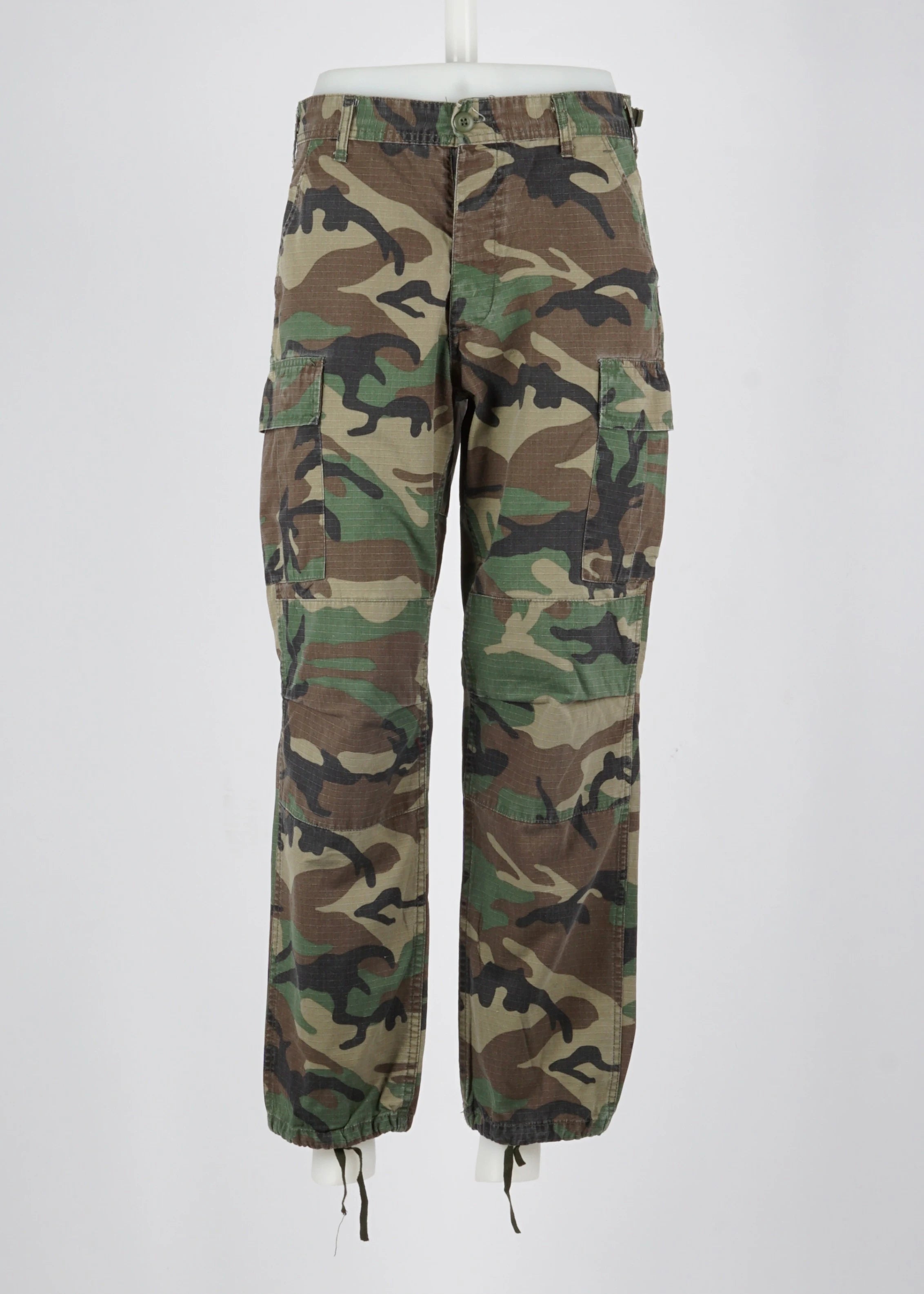 Vintage Relaxed Cargo Pants in Multicolor size 25