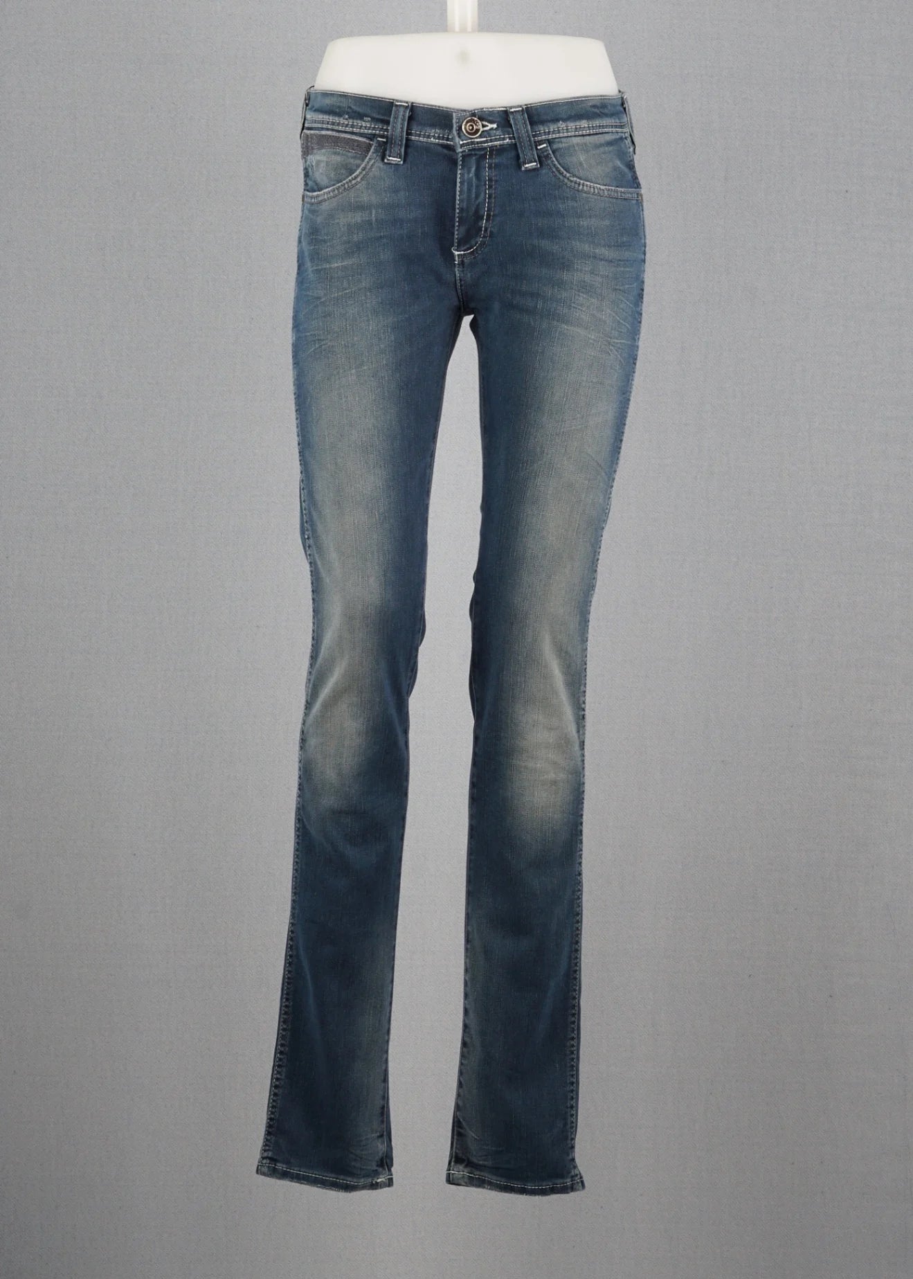 Vintage Slim Wrangler Blue size 28 / 34
