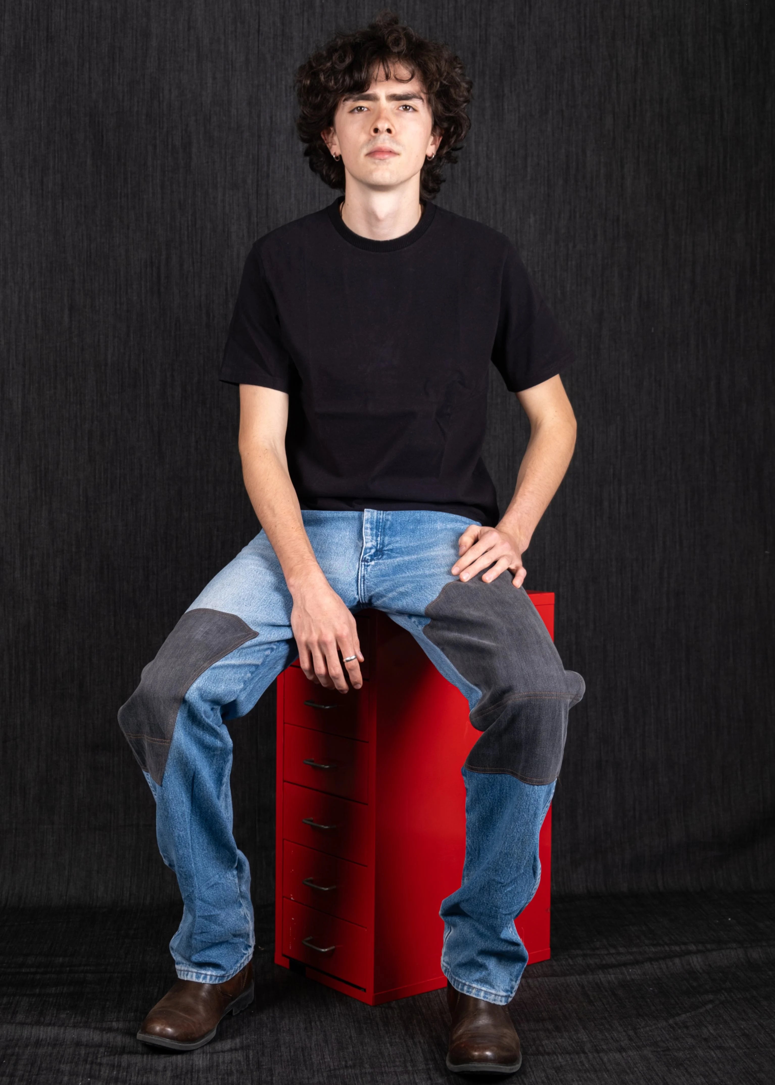 Upcycled Jeans in size 33 / 35 by URC