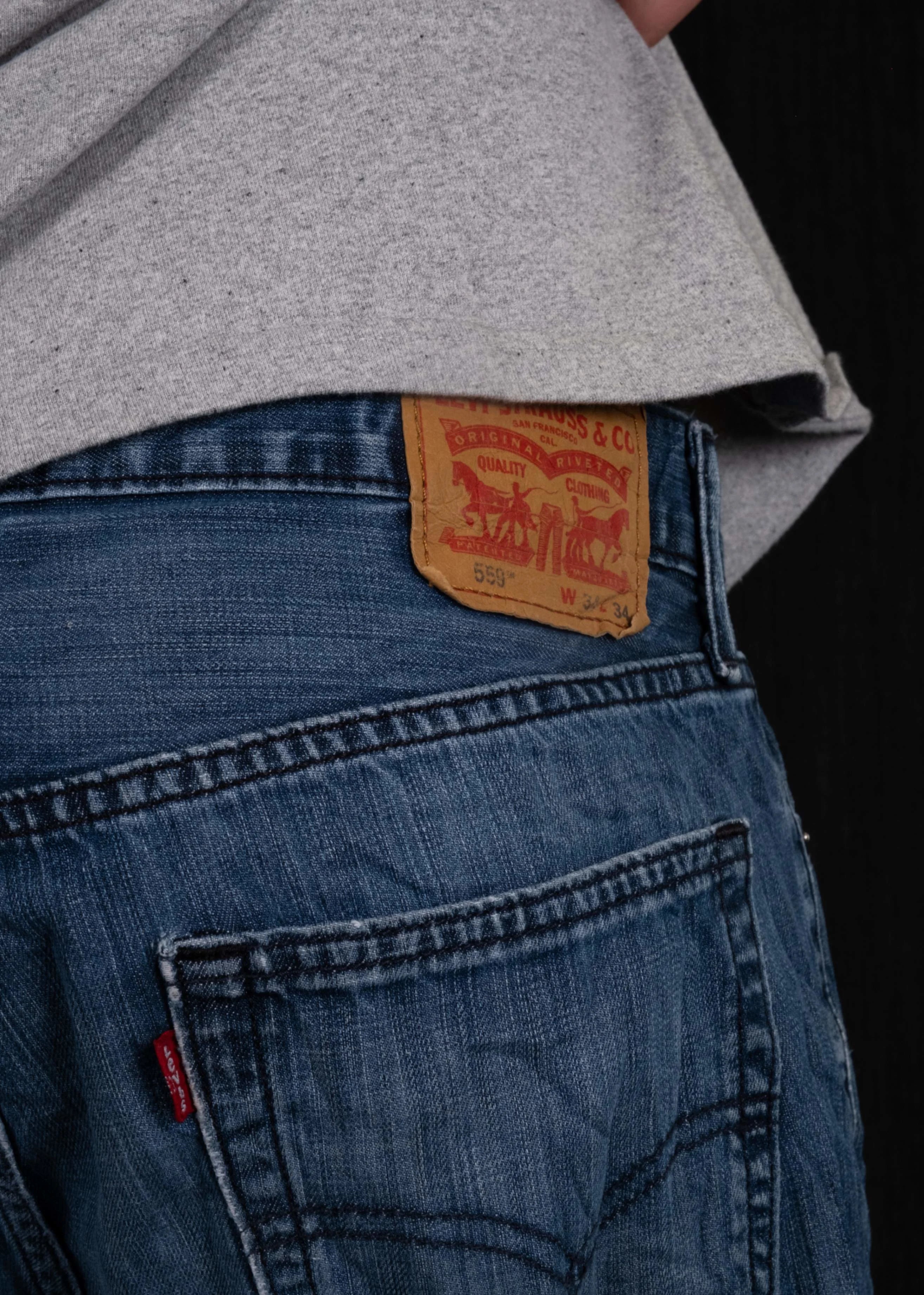 Upcycled Jeans in size 34 / 32 by URC