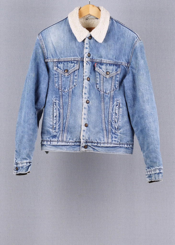 Levi's Blue vintage denim jacket in size M for Unisex