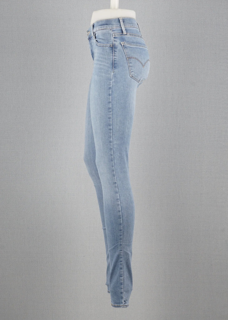 Vintage Skinny Levi's 710 Light Blue size 23 / 32