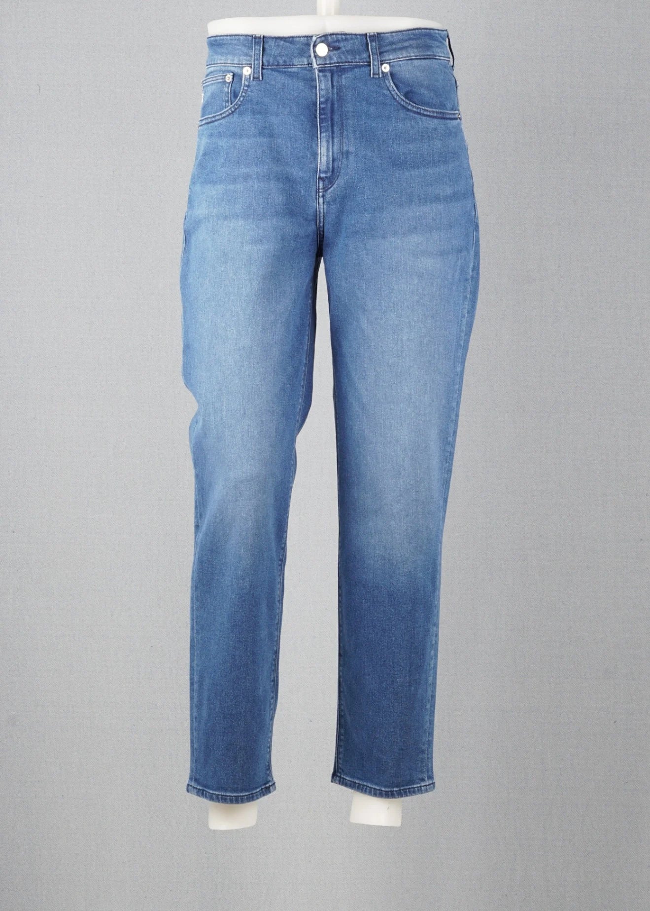Straight MUD Blue Jeans size 28 / 29