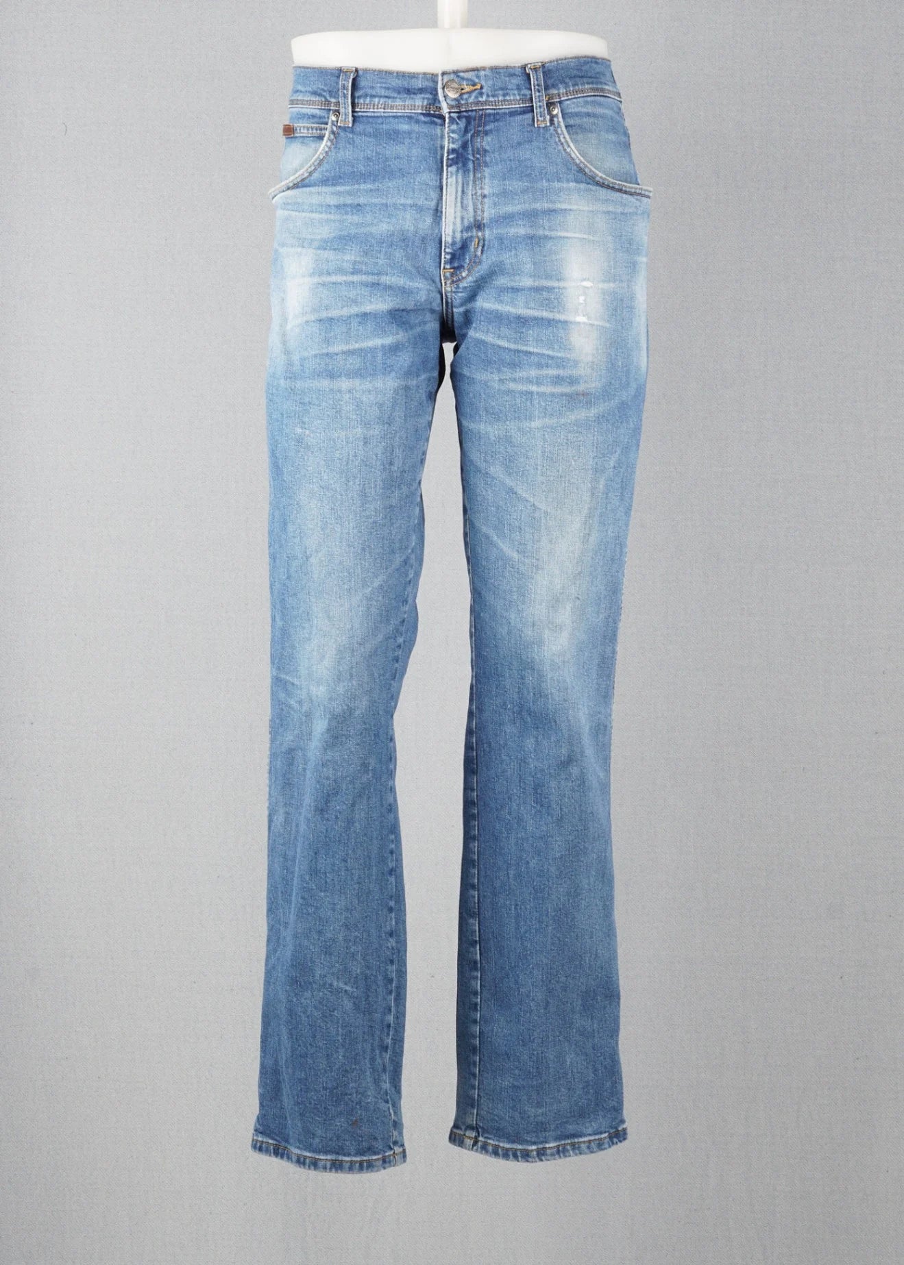 Vintage Straight Wrangler Blue size 31 / 33